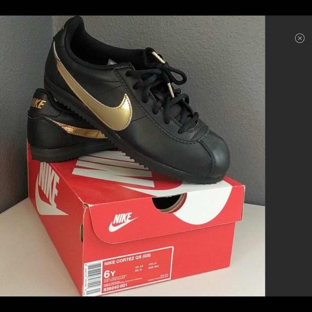 NIB Nike Cortez QS (GS)